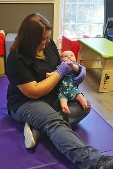 Small Steps Pediatric Therapy Clinician working with Patient